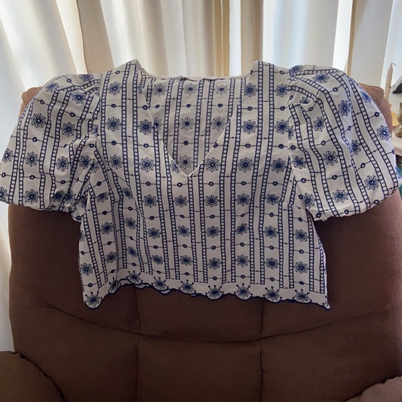 Zara Women’s Crop Top Blouse Navy Blue & White - Picture 2 of 11